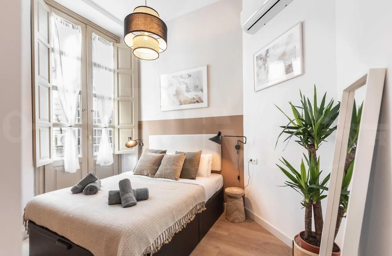 Artistic Apartment In The Heart Of Malaga By Rems