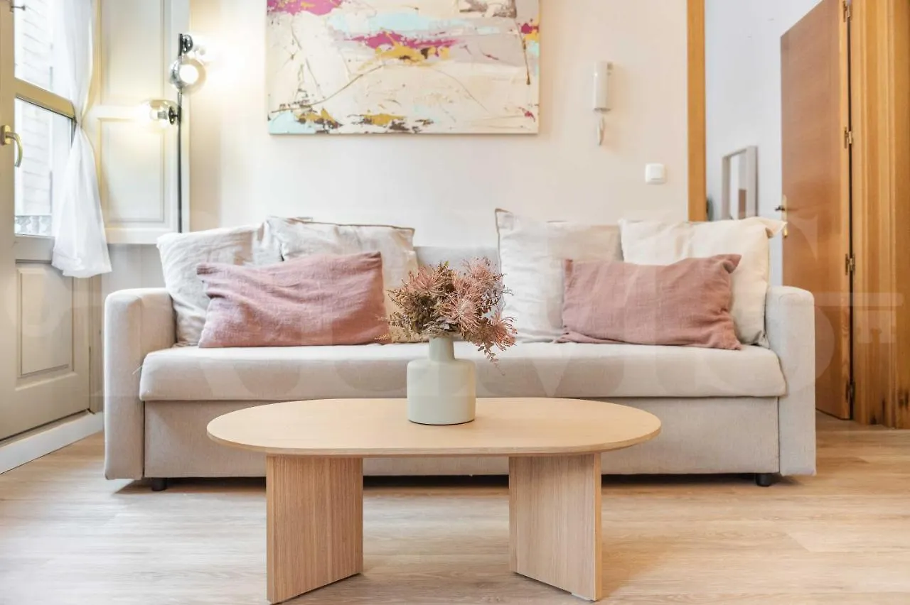 Artistic Apartment In The Heart Of Malaga By Rems